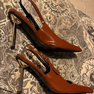 Chic Tan Slingback Heels
